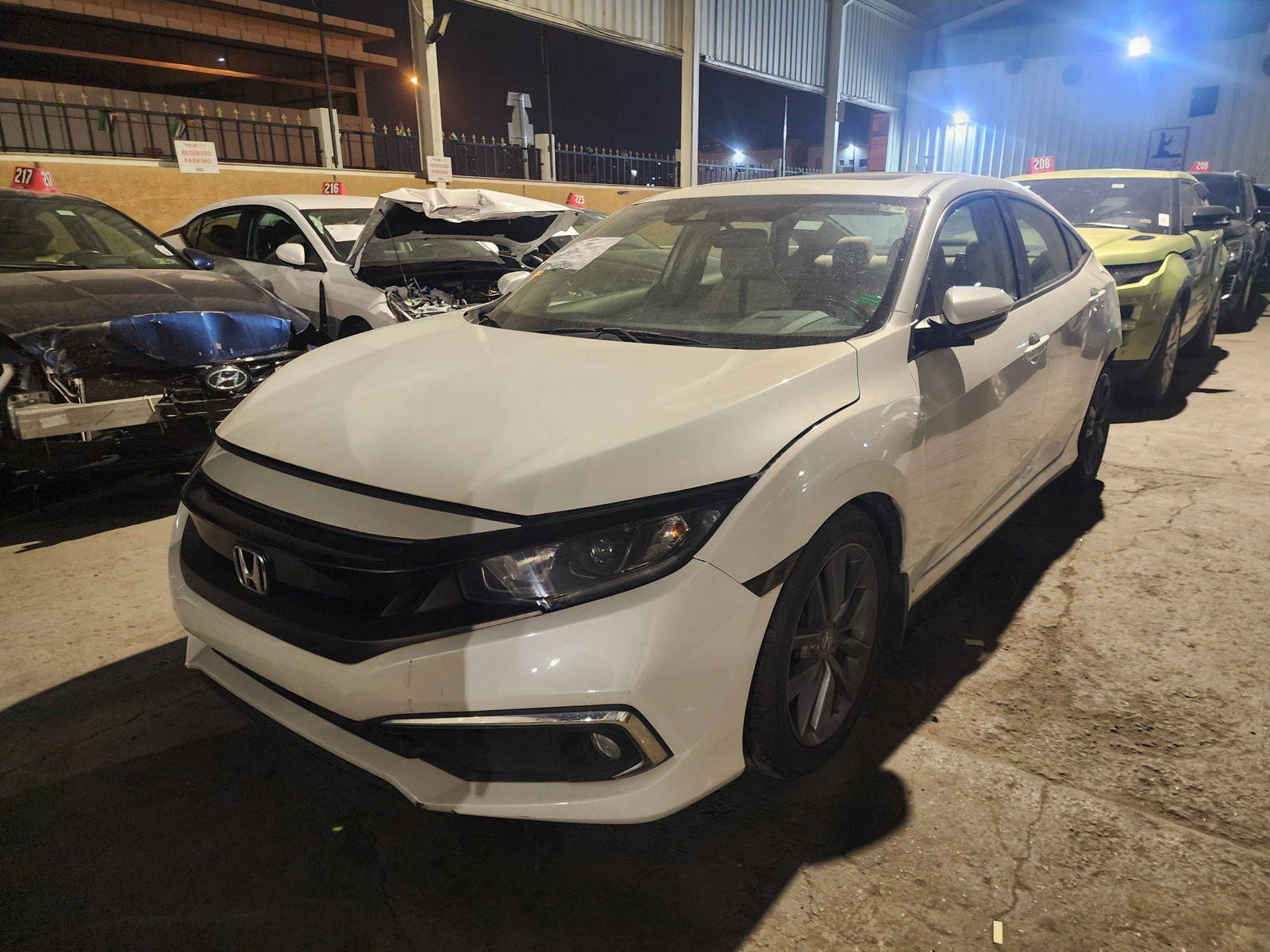 2019 HONDA CIVIC — 142961 Miles — Lot 74499555 — Souq - Marhaba Auctions Used Cars - Image 4