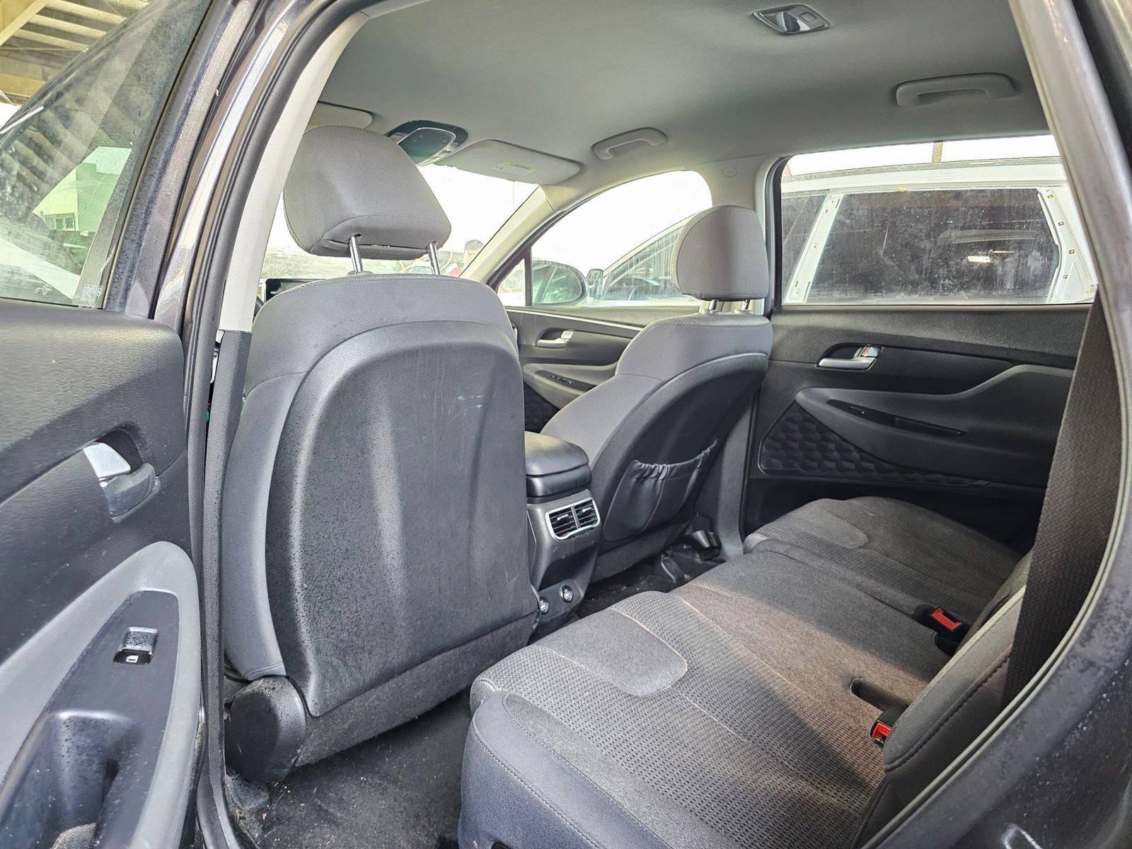 2021 HYUNDAI SANTA FE — 56710 Miles — Lot AJ1MH347234 — Souq - Marhaba Auctions Used Cars - Image 6