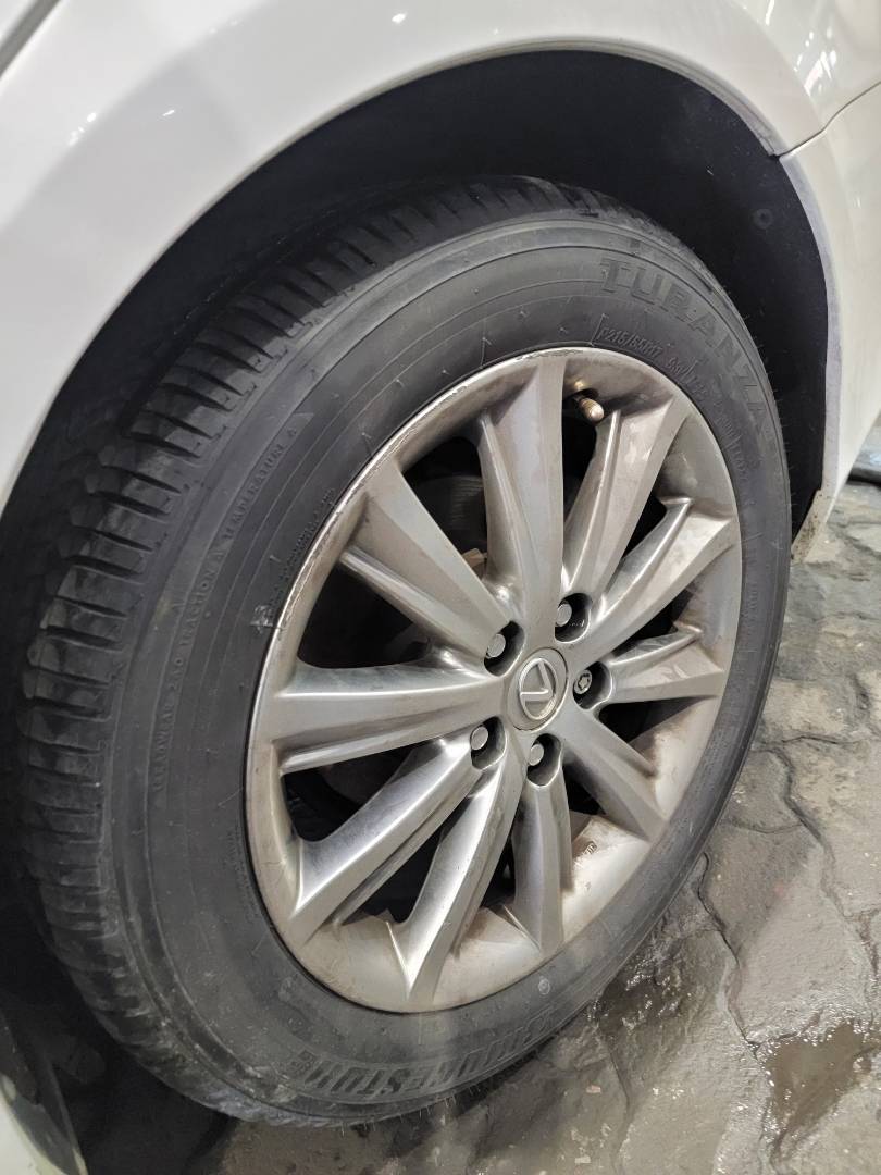 2012 LEXUS ES 350 — 174601 Miles — Lot C2488093 — Main - Marhaba Auctions Used Cars - Image 7