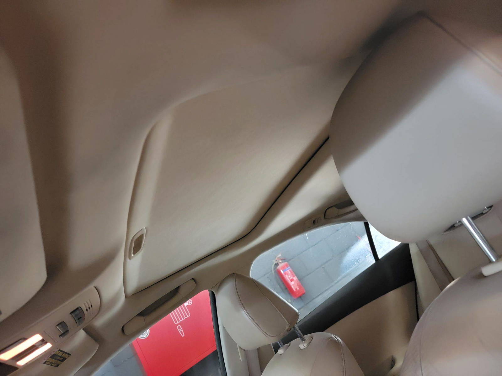 2011 LEXUS ES 350 — 152576 Miles — Lot B2442437 — Main - Marhaba Auctions Used Cars - Image 9