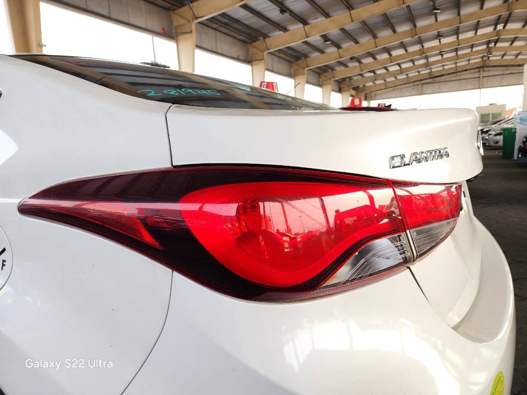 2016 HYUNDAI ELANTRA — 155267 Miles — Lot 99075 — Ind. 12 - Marhaba Auctions Used Cars - Image 11