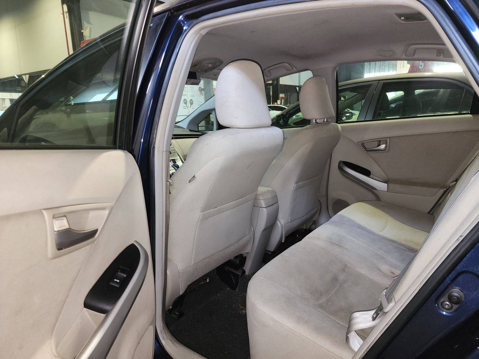2014 TOYOTA PRIUS — 192723 Miles — Lot E0388743 — Main - Marhaba Auctions Used Cars - Image 8