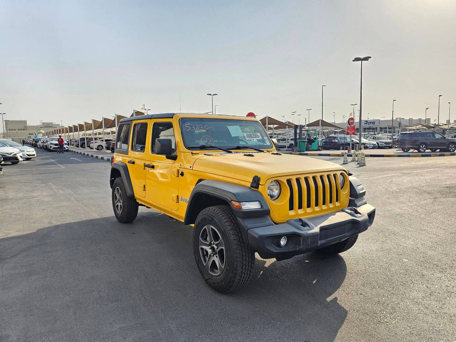 2019 JEEP WRANGLER — 67613 Miles — Lot 4KW538300 — Souq - Marhaba Auctions Used Cars - Image 4