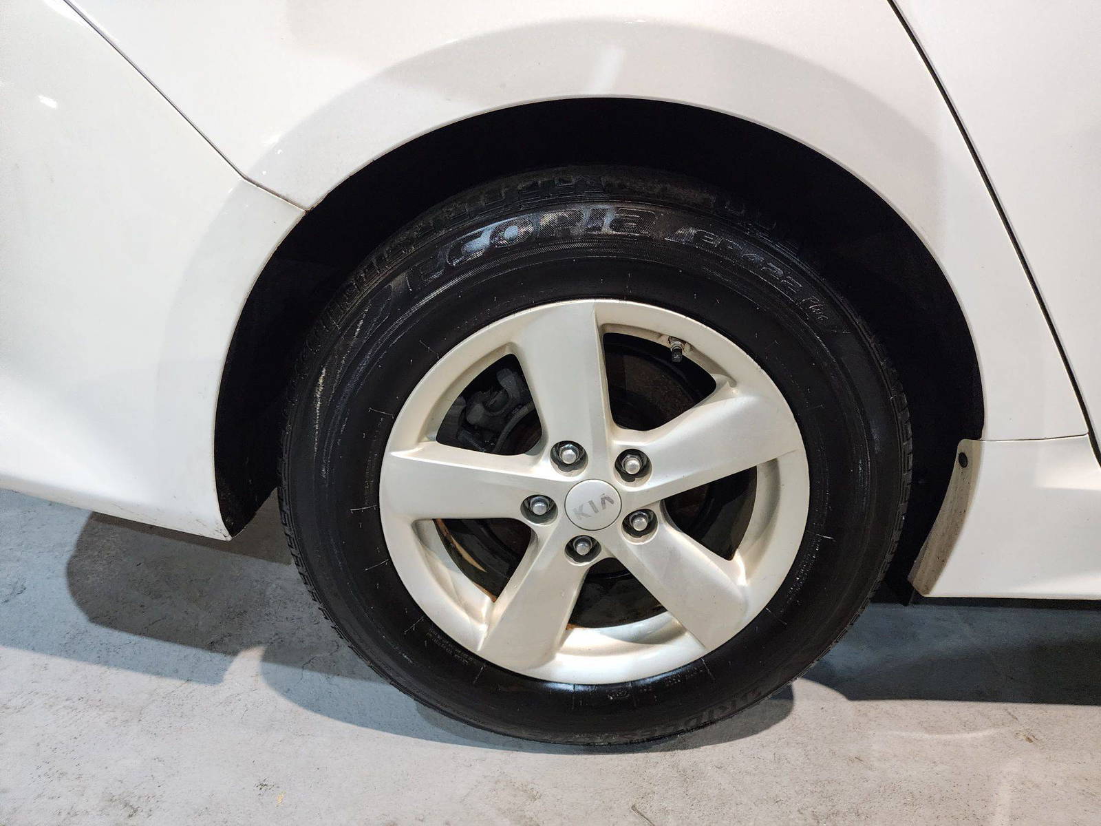 2015 KIA OPTIMA — 76730 Miles — Lot 50518804 — Al Quoz - Marhaba Auctions Used Cars - Image 8