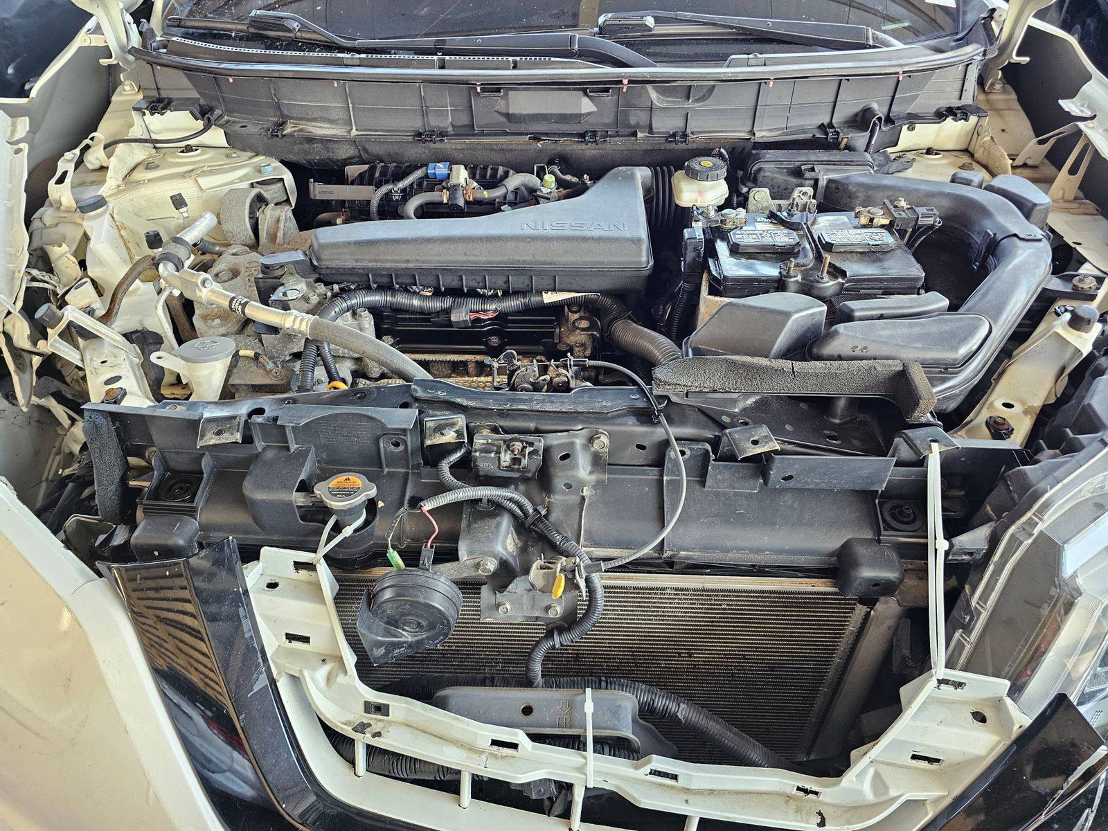 NISSAN ROGUE 2017 - Marhaba Auction Used Cars - Image 10