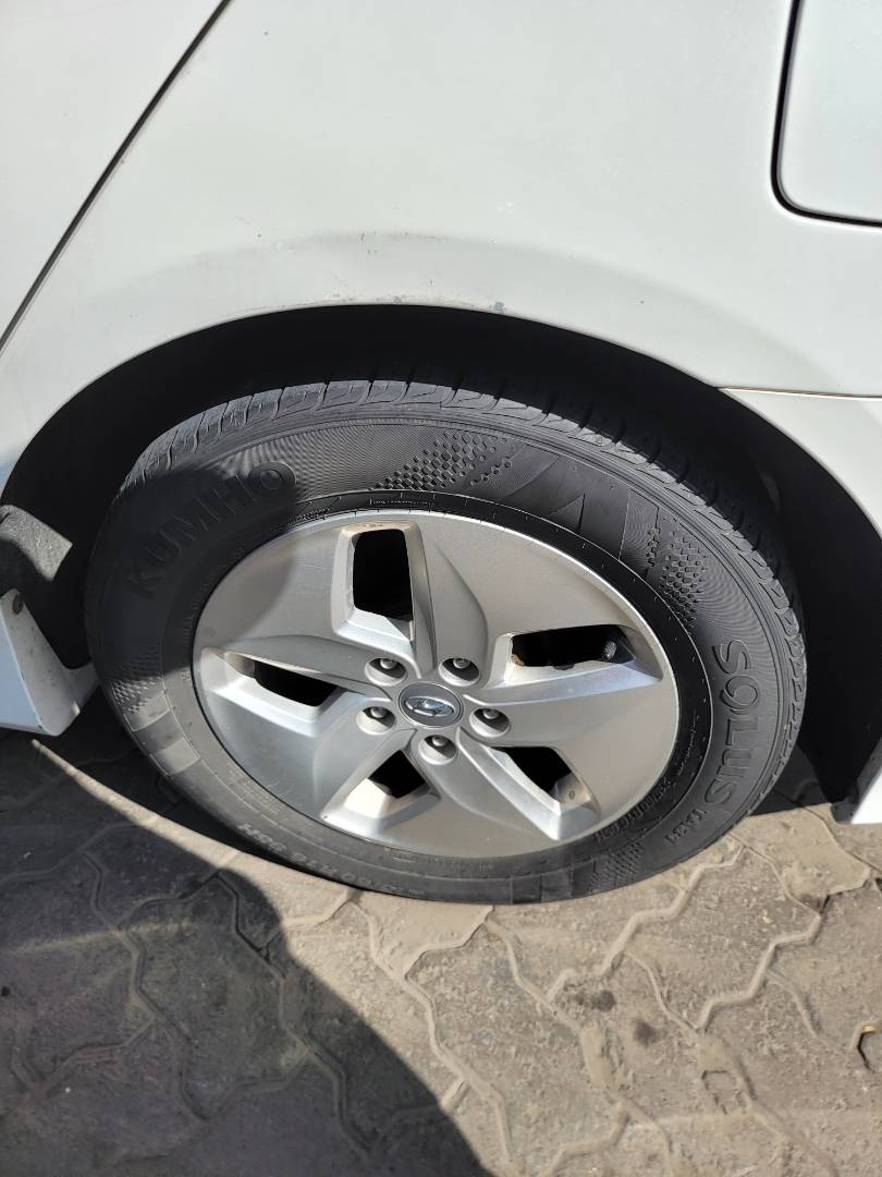 2012 HYUNDAI SONATA — 277281 KM — Lot 040317 — Main - Marhaba Auctions Used Cars - Image 9