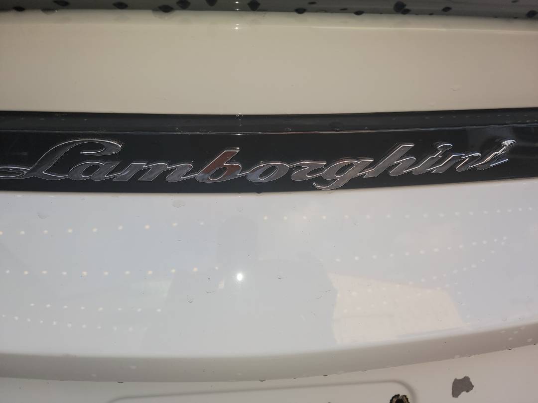 2019 LAMBORGINI URUS — 135579 KM — Lot A00652 - Marhaba Auctions Used Cars - Image 16