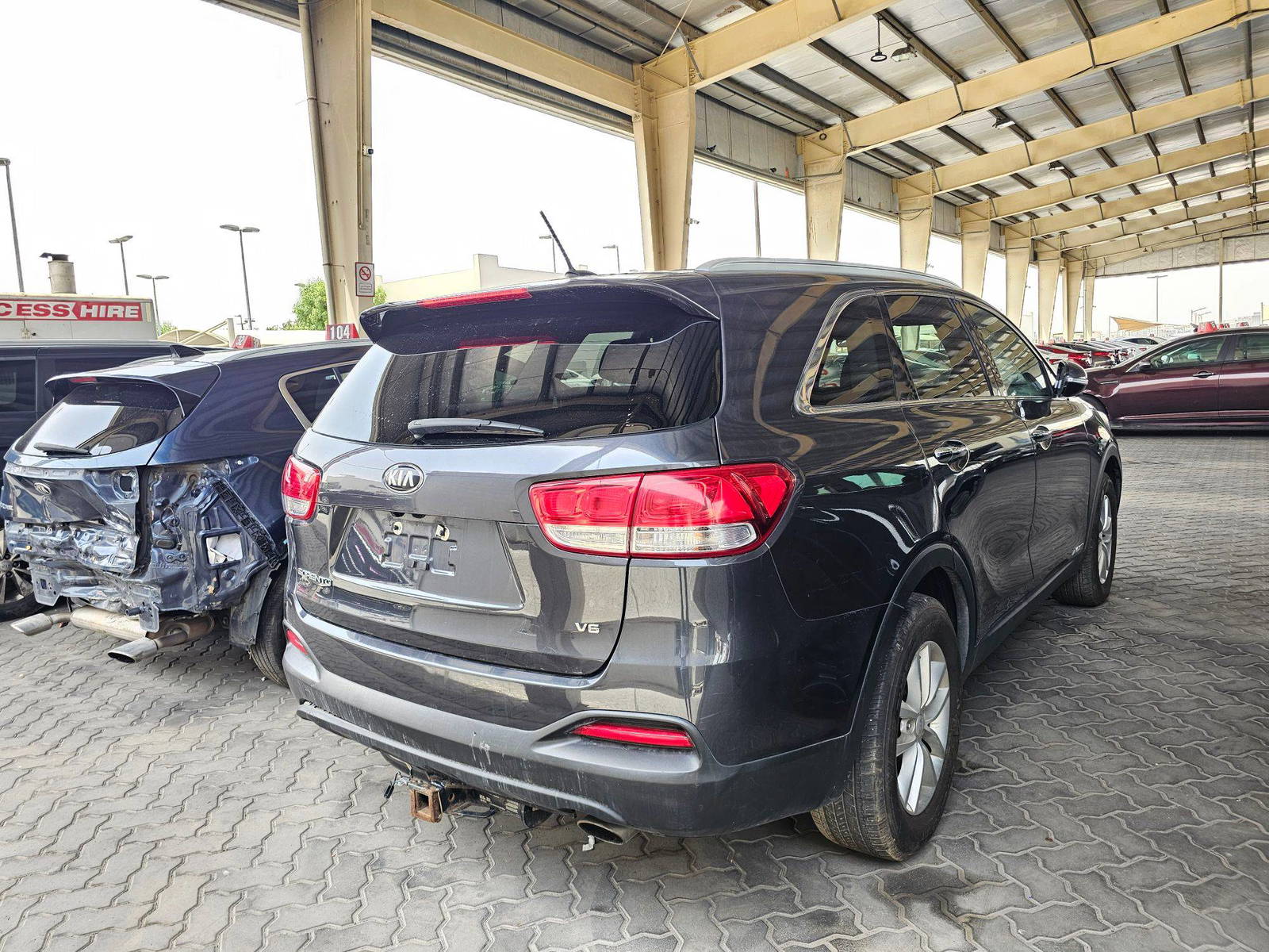 2018 KIA SORENTO — 158263 Miles — Lot 45411055 — Souq - Marhaba Auctions Used Cars - Image 3