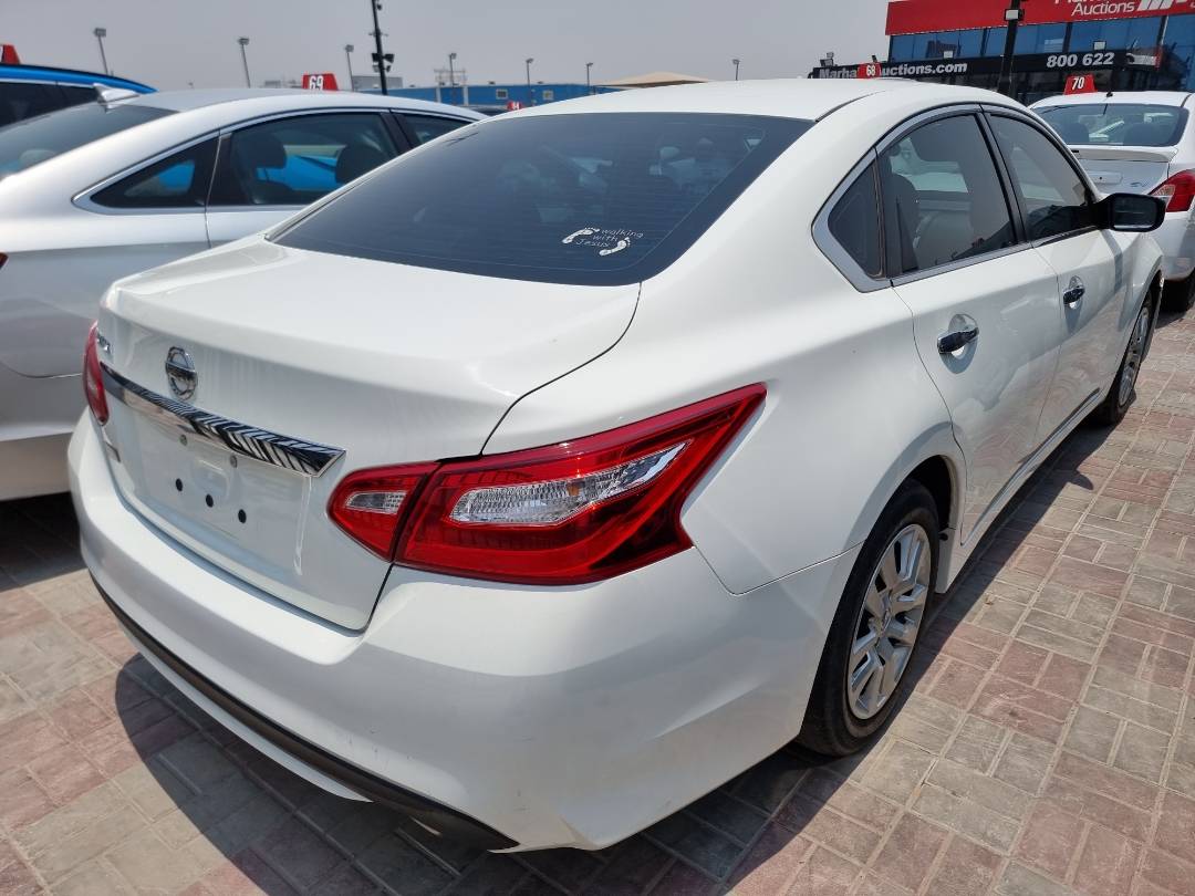2017 NISSAN ALTIMA — 85741 Miles — Lot 38894774 — Ind. 12 - Marhaba Auctions Used Cars - Image 4