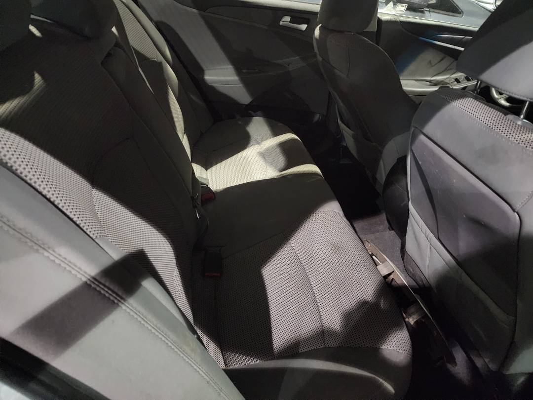 2013 HYUNDAI SONATA — 156270 Miles — Lot H536425 - Marhaba Auctions Used Cars - Image 3