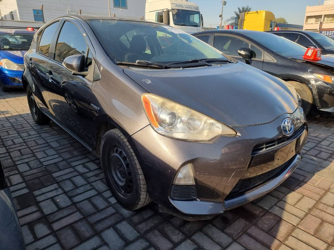 2014 TOYOTA PRIUS C — 274270 Miles — Lot 215487 — Ind. 12 - Marhaba Auctions Used Cars - Image 3