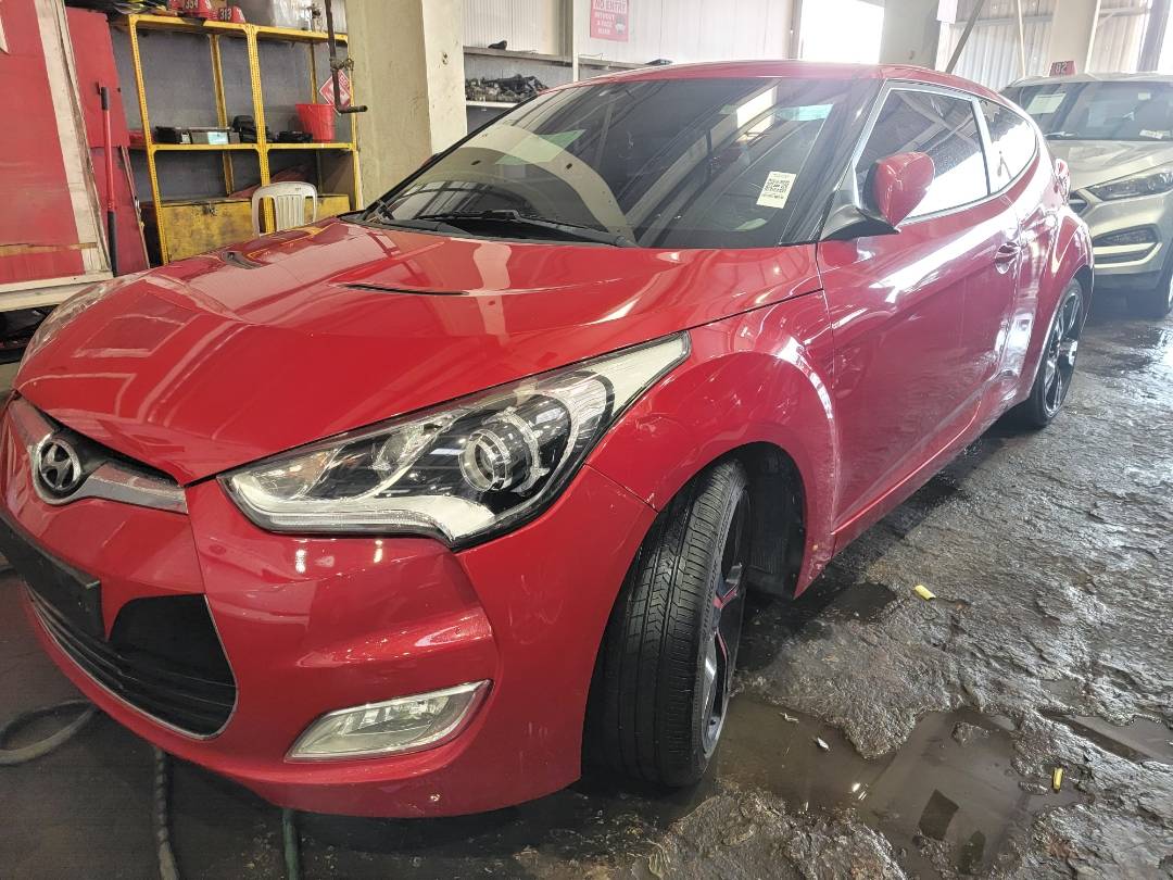 2012 HYUNDAI VELOSTER — 173421 KM — Lot 001270 — Main - Marhaba Auctions Used Cars - Image 5