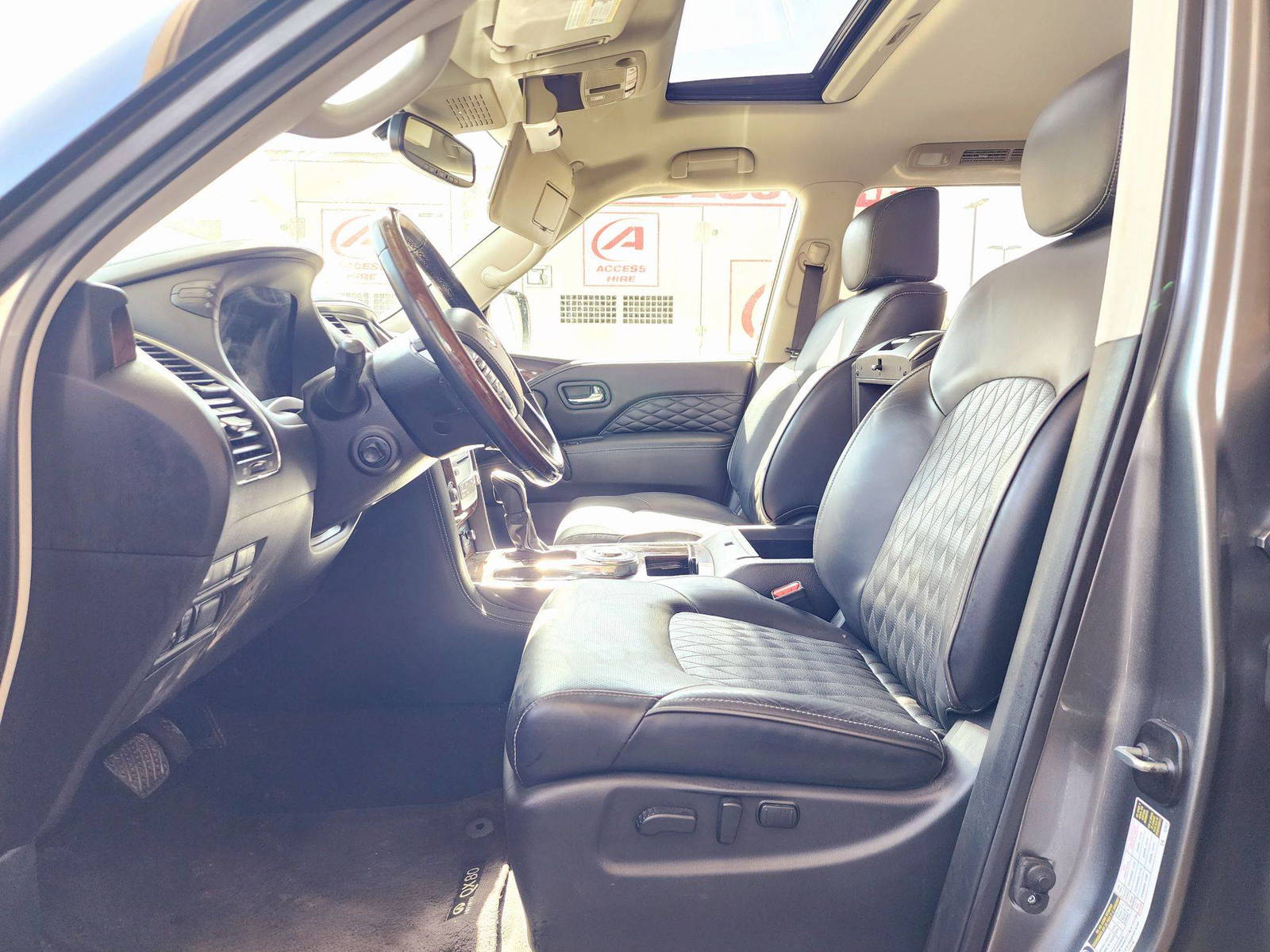 2019 INFINITI QX80 — 77144 Miles — Lot 74055404 — Souq - Marhaba Auctions Used Cars - Image 9