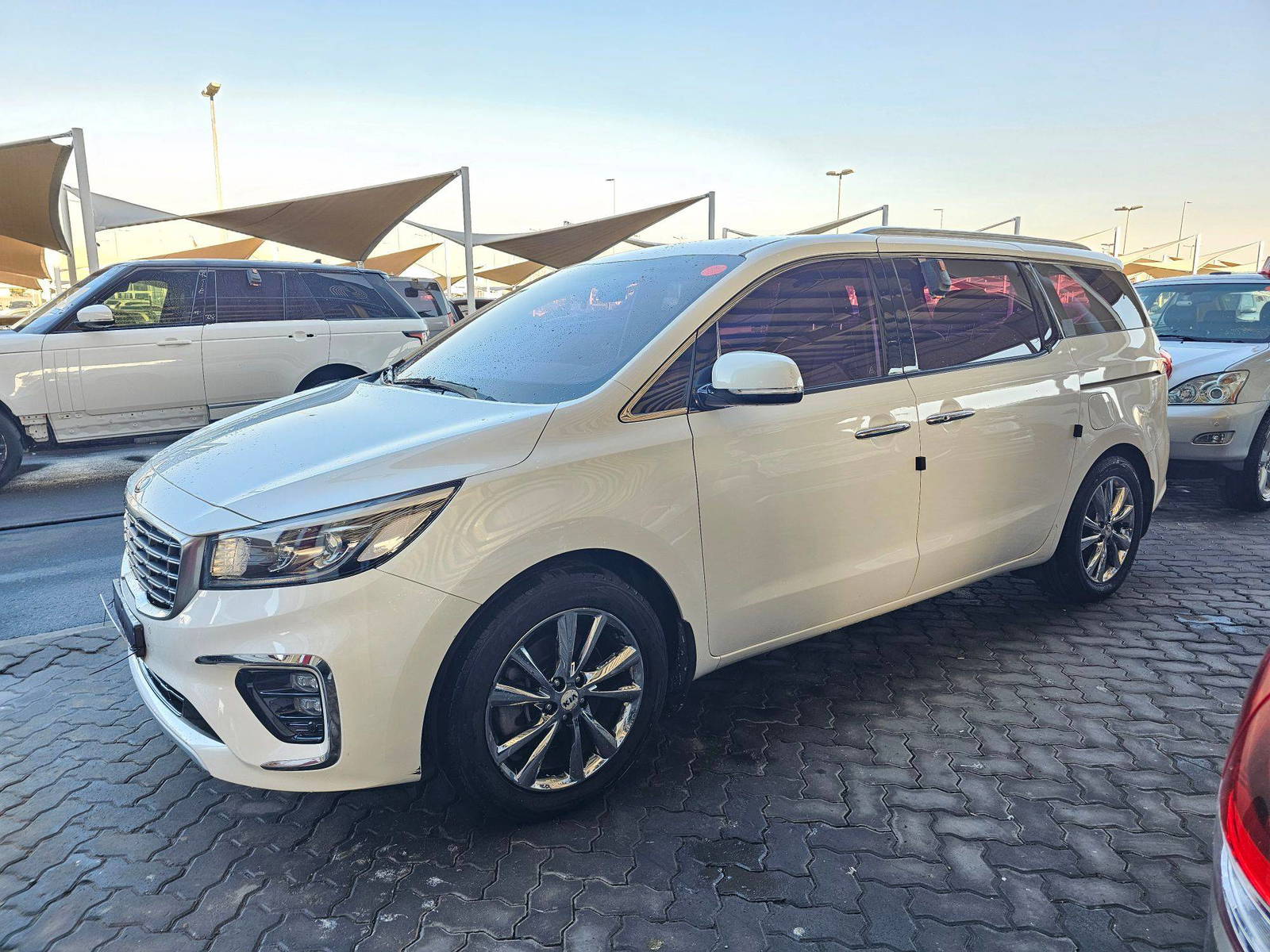 KIA CARNIVAL EX 2019 - Marhaba Auction Used Cars - Image 5
