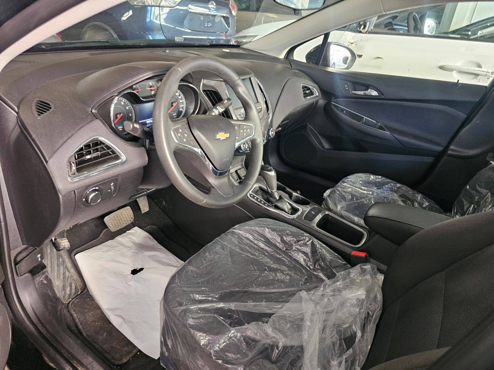 2018 CHEVROLET CRUZE LT — 48575 KM — Lot J7188513 — Main - Marhaba Auctions Used Cars - Image 8