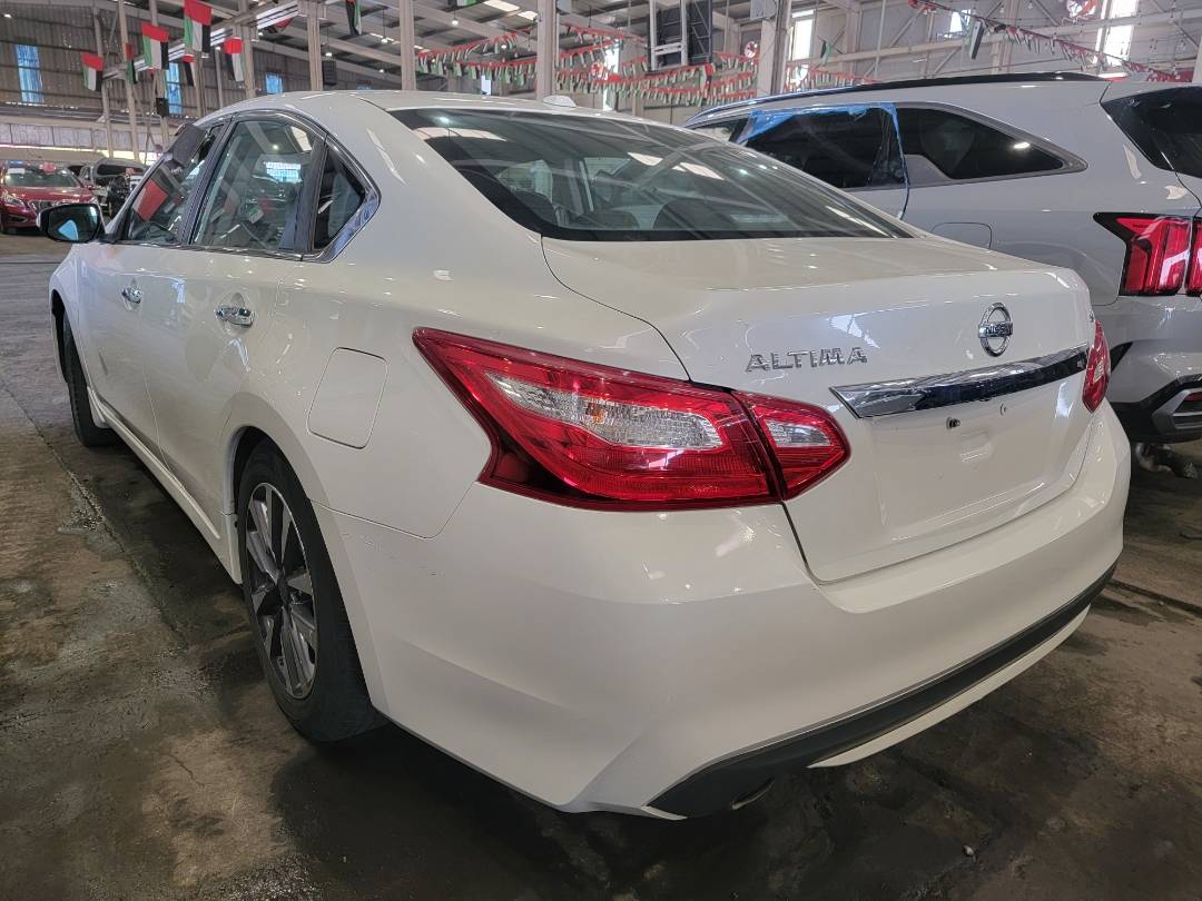 2017 NISSAN ALTIMA — 175170 Miles — Lot HC258135 — Main - Marhaba Auctions Used Cars - Image 6