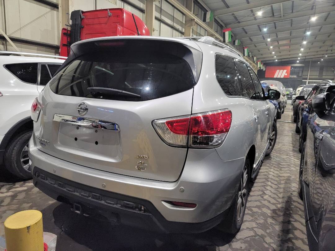 2015 NISSAN PATHFINDER — 152243 Miles — Lot 692636 — Main - Marhaba Auctions Used Cars - Image 3