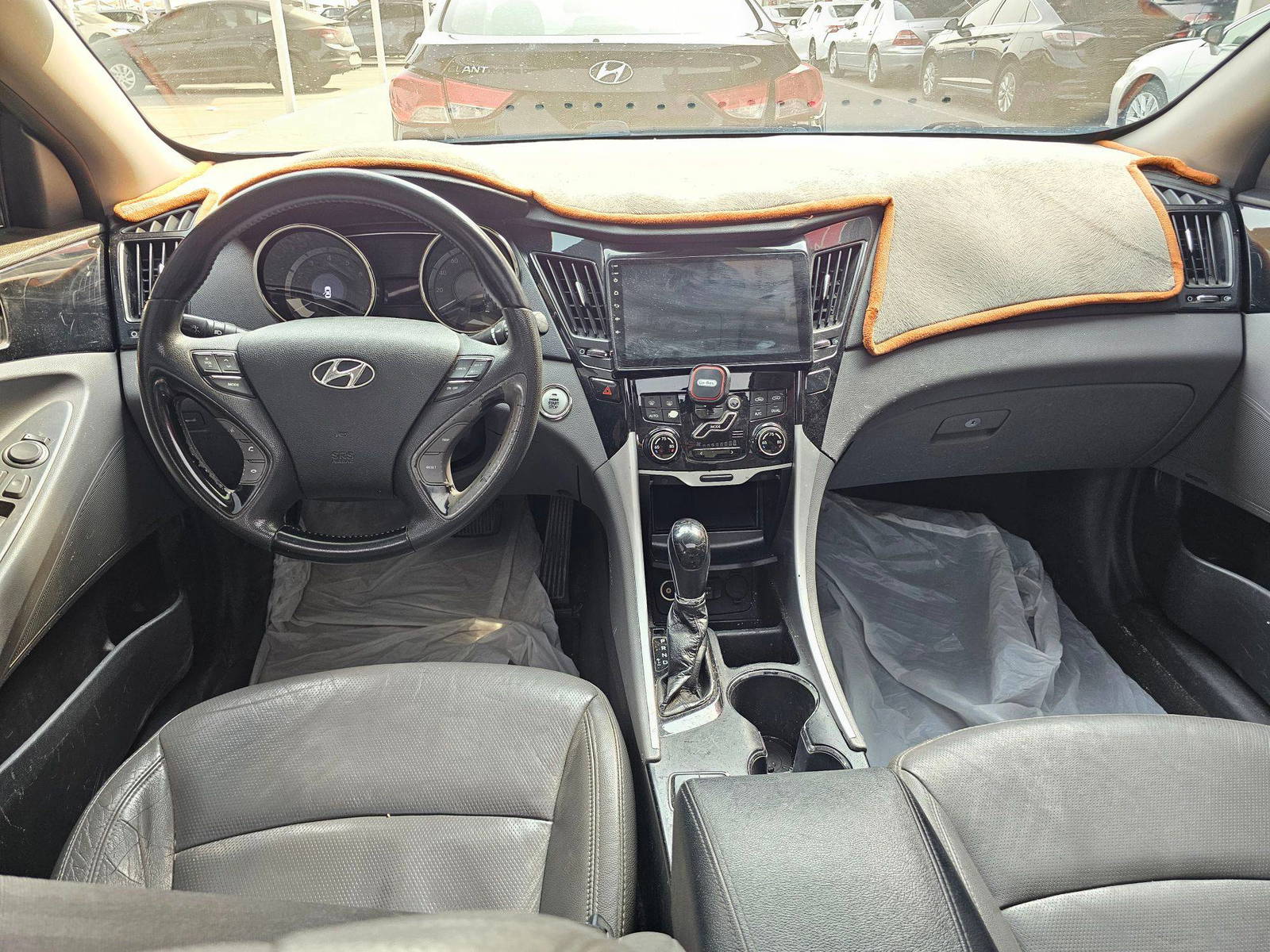 2011 HYUNDAI SONATA — 108470 Miles — Lot BH120612 — Souq - Marhaba Auctions Used Cars - Image 7