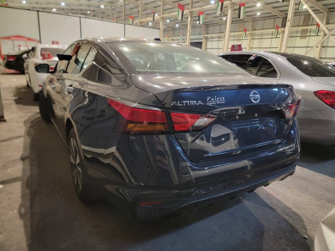 2019 NISSAN ALTIMA — 155608 Miles — Lot C117440 — Main - Marhaba Auctions Used Cars - Image 3