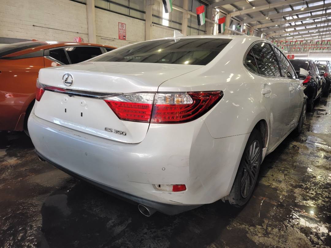 2015 LEXUS ES 350 — 144068 Miles — Lot 4F2164844 — Main - Marhaba Auctions Used Cars - Image 3