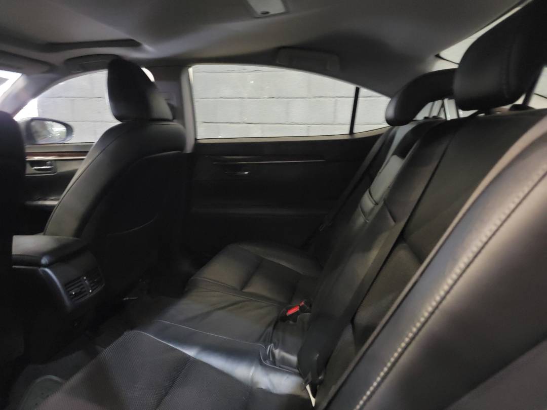 2014 LEXUS ES 350 — 95163 Miles — Lot 2087331 — Main - Marhaba Auctions Used Cars - Image 7