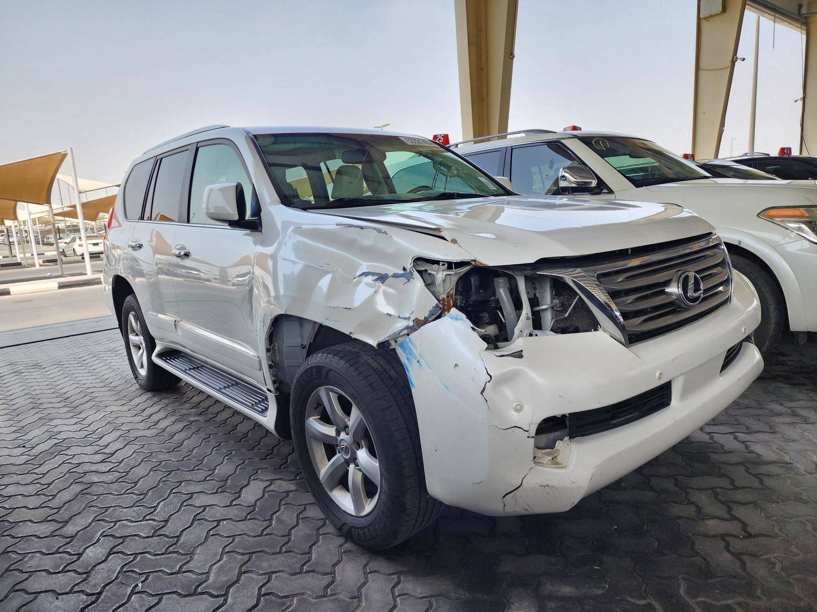2012 LEXUS GX 460 — 229382 Miles — Lot 50321404 — Ind. 12 - Marhaba Auctions Used Cars - Image 4