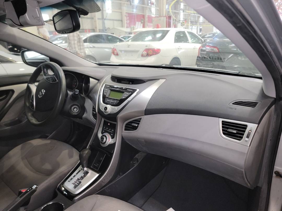 2012 HYUNDAI ELANTRA — 142468 Miles — Lot 82275163 - Marhaba Auctions Used Cars - Image 5