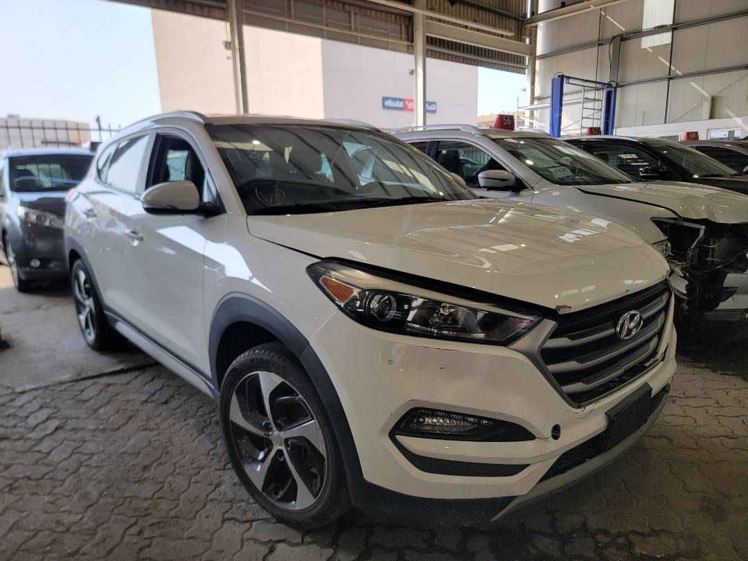 2017 HYUNDAI TUCSON — 102564 Miles — Lot U504831 — Main - Marhaba Auctions Used Cars - Image 3