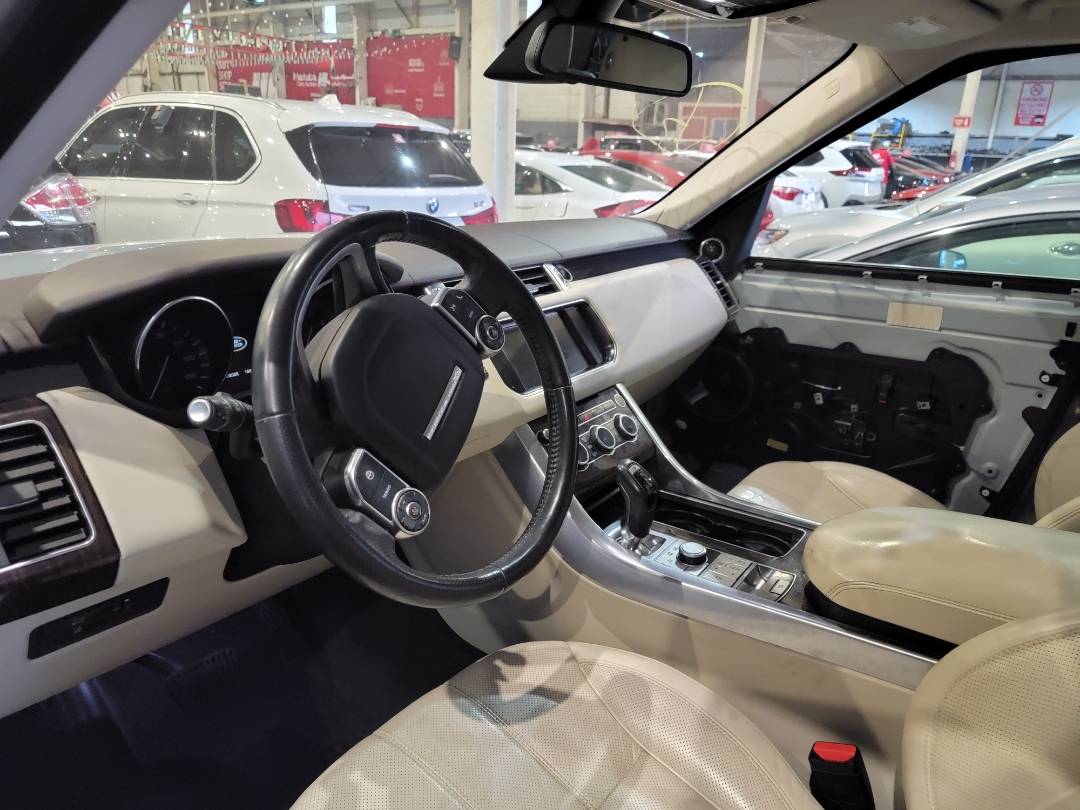 2015 LAND ROVER RANGE ROVER SPORT HSE — 155772 Miles — Lot 41662935 — Main - Marhaba Auctions Used Cars - Image 7