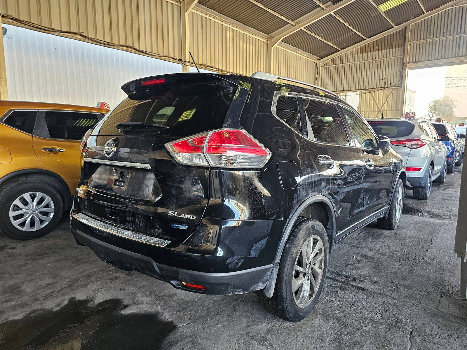 2014 NISSAN ROGUE — 193649 Miles — Lot 98330155 — Main - Marhaba Auctions Used Cars - Image 3