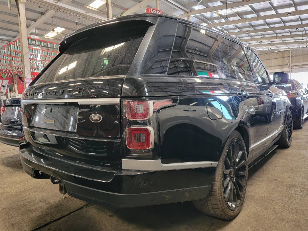 2016 LAND ROVER RANGE ROVER SPORT AUTOBIOGRAPHY — 140140 Miles — Lot A302073 — Main - Marhaba Auctions Used Cars - Image 4