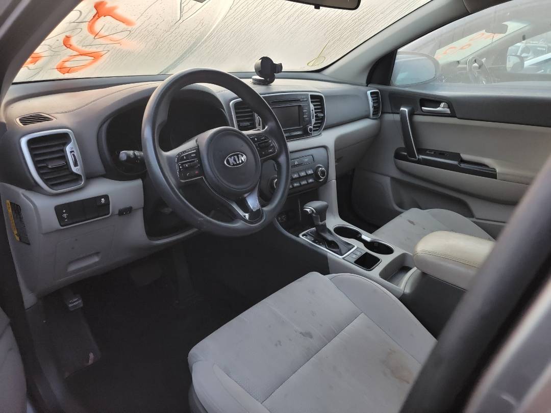 2017 KIA SPORTAGE — 133107 Miles — Lot 3H7141712 — Souq - Marhaba Auctions Used Cars - Image 8