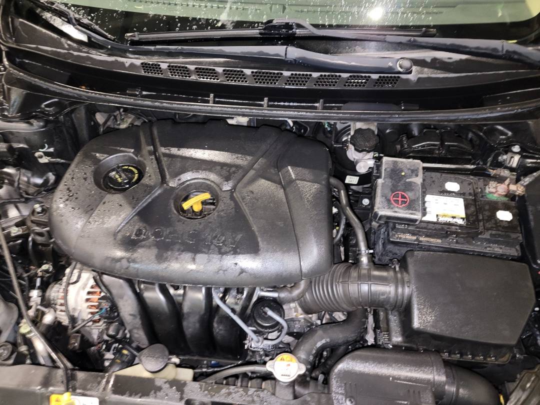 2013 HYUNDAI ELANTRA — 137629 Miles — Lot H196837 - Marhaba Auctions Used Cars - Image 9