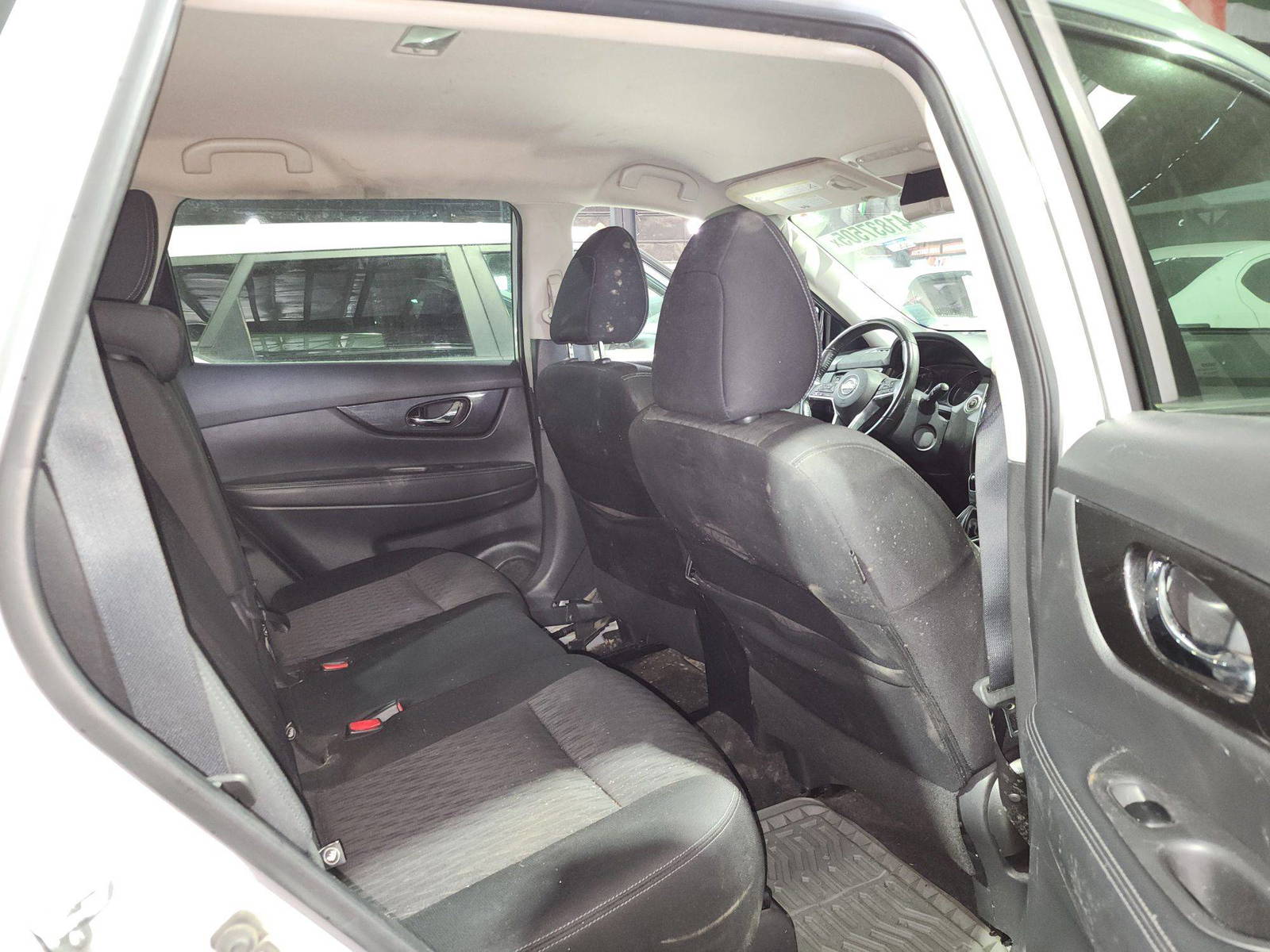 2020 NISSAN ROGUE — 102084 Miles — Lot 29450 — Al Quoz - Marhaba Auctions Used Cars - Image 8