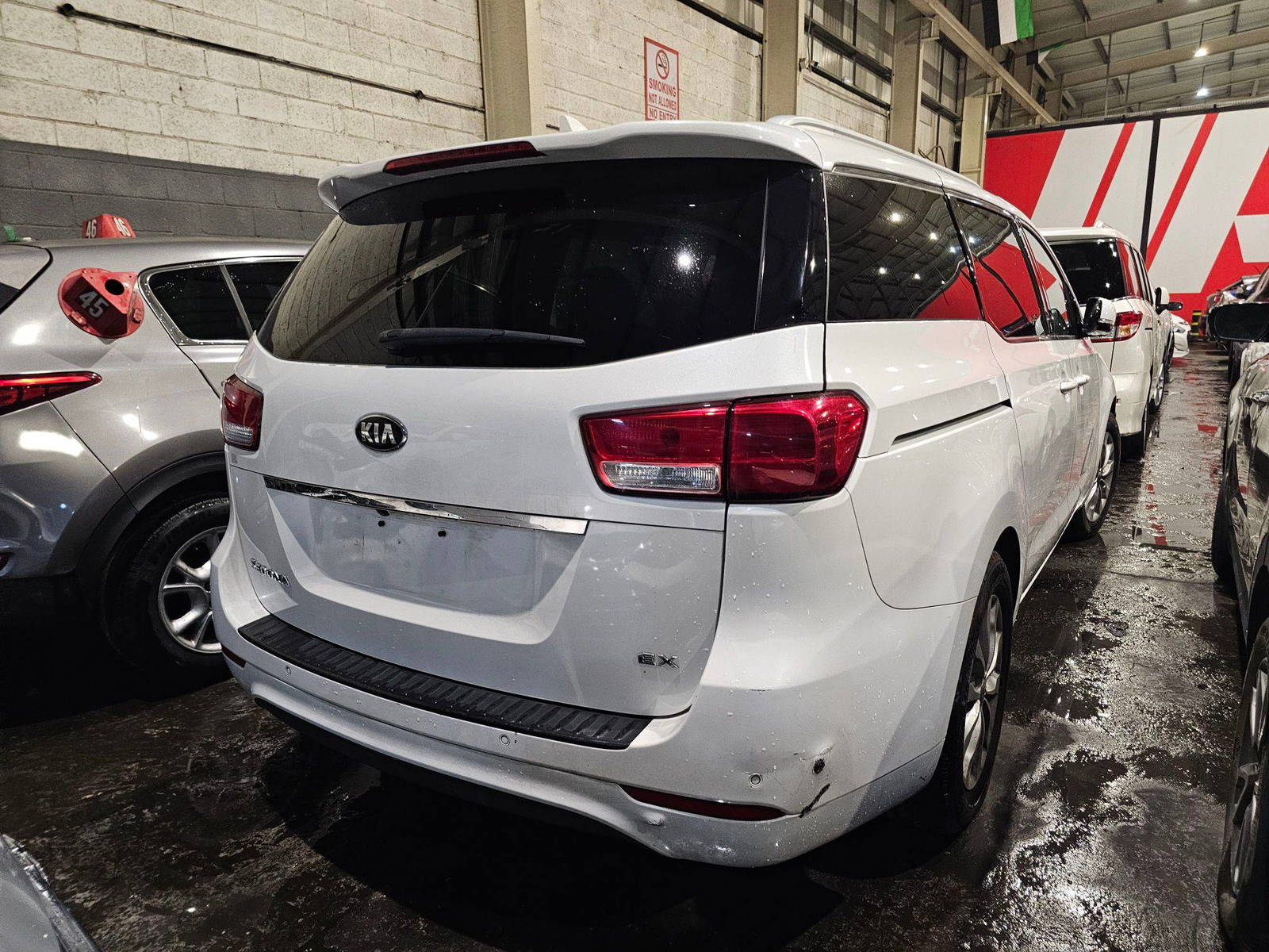 2015 KIA SEDONA — 219781 Miles — Lot 89860645 — Main - Marhaba Auctions Used Cars - Image 3
