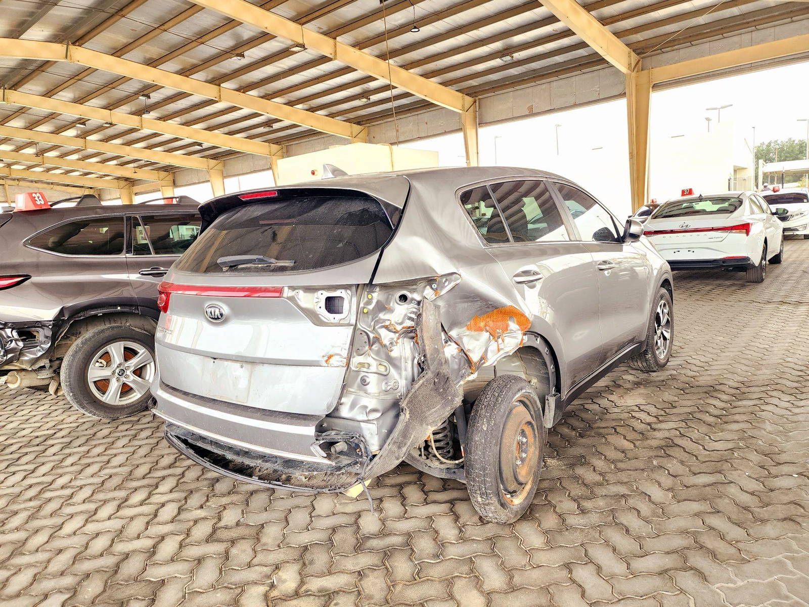 2020 KIA SPORTAGE — 107623 Miles — Lot XL7634991 — Souq - Marhaba Auctions Used Cars - Image 4