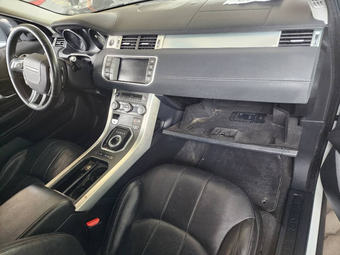 2016 LAND ROVER RANGE ROVER EVOQUE SE — 121625 Miles — Lot 37685350 - Marhaba Auctions Used Cars - Image 8