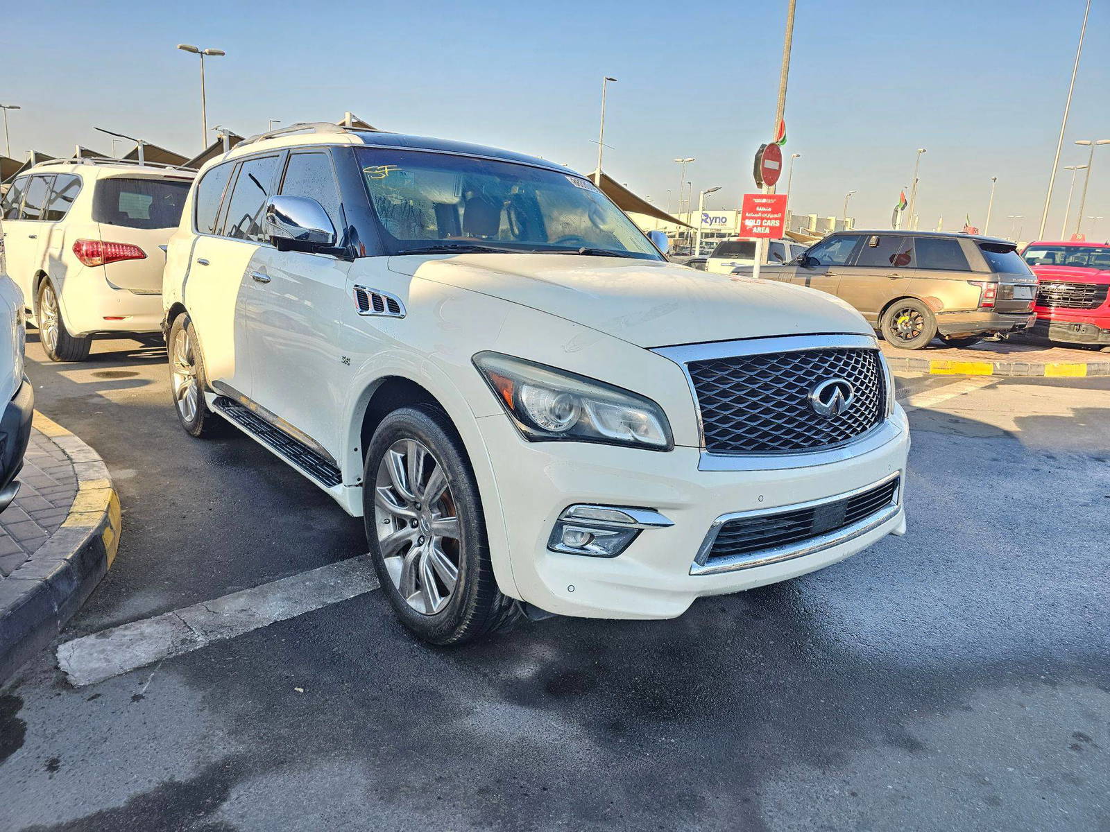 2016 INFINITI QX80 — 183479 Miles — Lot D9G9801392 — Souq - Marhaba Auctions Used Cars - Image 4
