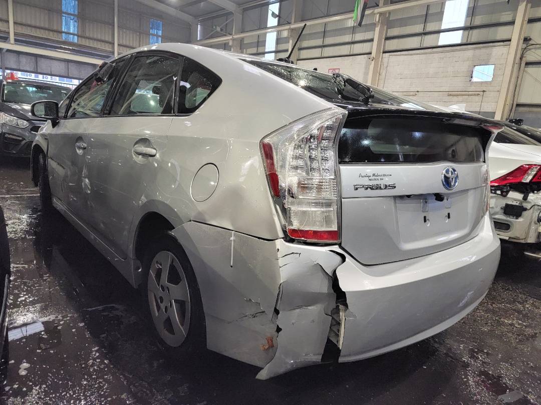 2010 TOYOTA PRIUS — 193284 Miles — Lot 084520 — Main - Marhaba Auctions Used Cars - Image 5