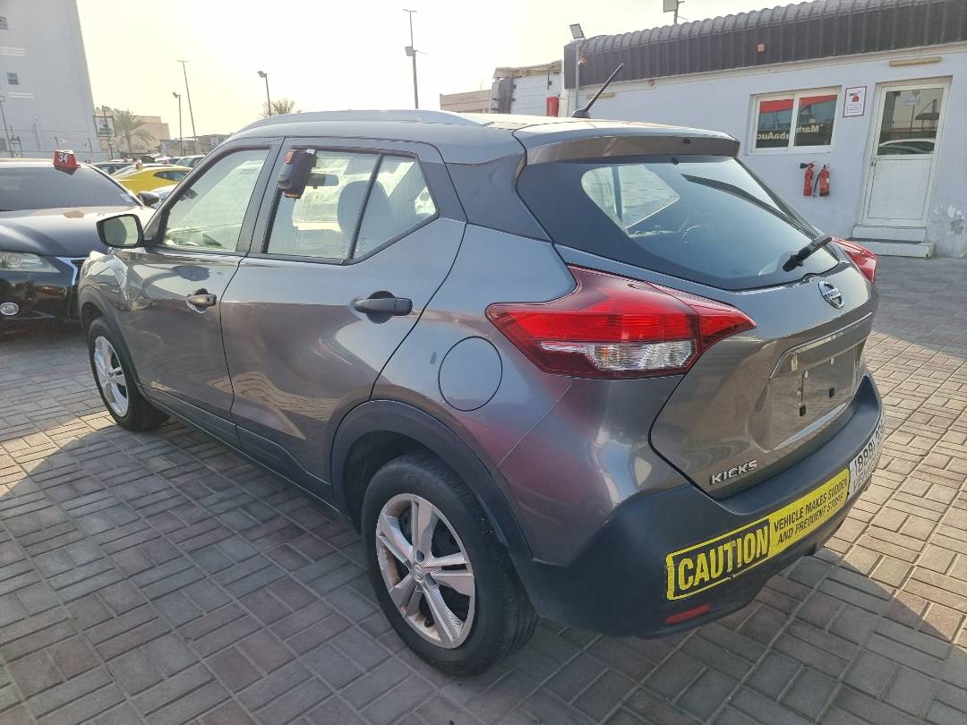 2019 NISSAN KICKS — 130628 Miles — Lot 215487 — Souq - Marhaba Auctions Used Cars - Image 5