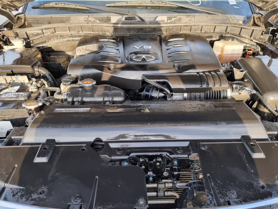 2015 INFINITI QX80 — 185405 Miles — Lot 214578 — Ind. 12 - Marhaba Auctions Used Cars - Image 12