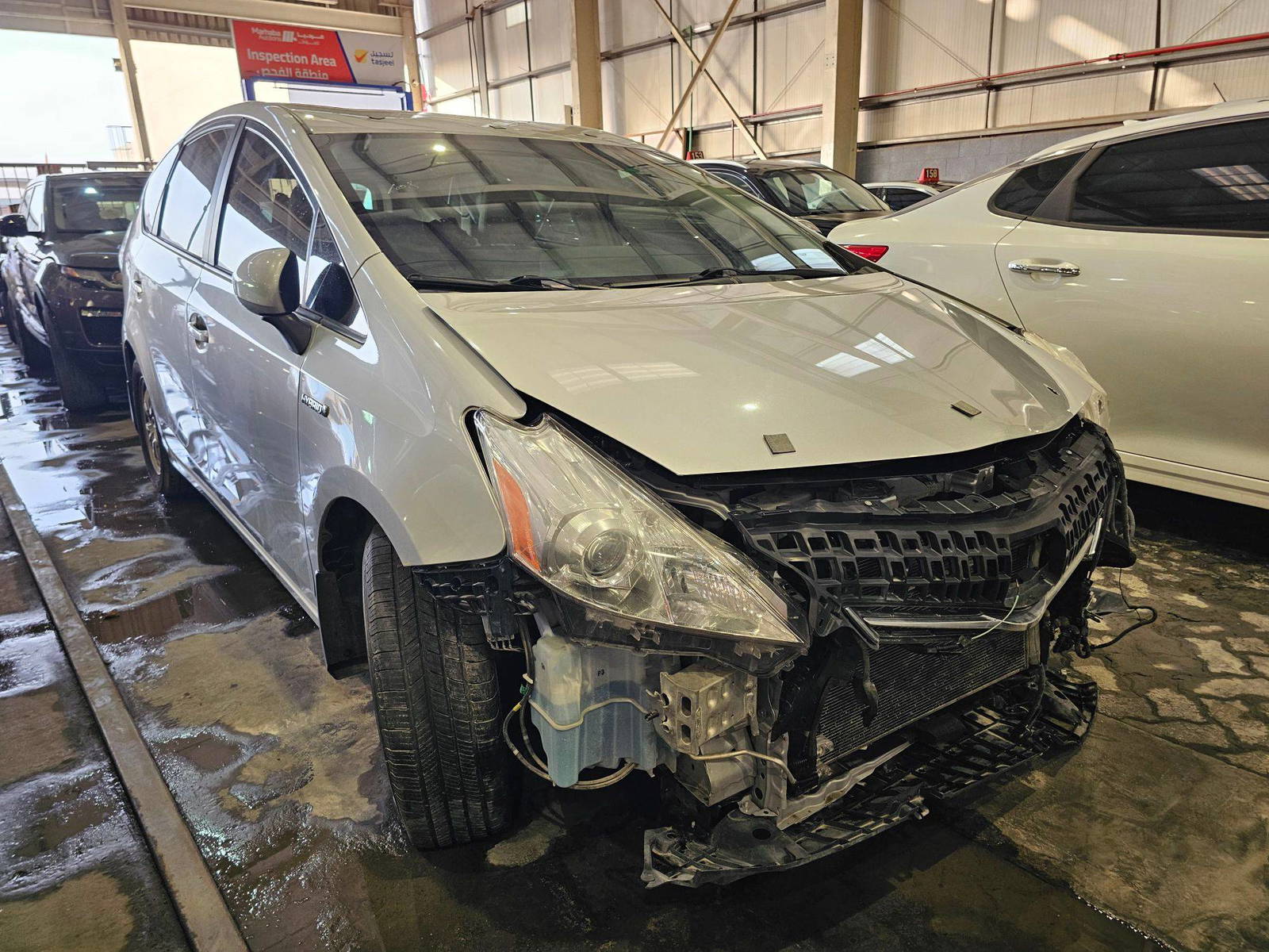 TOYOTA PRIUS V 2012 - Marhaba Auction Used Cars - Image 4