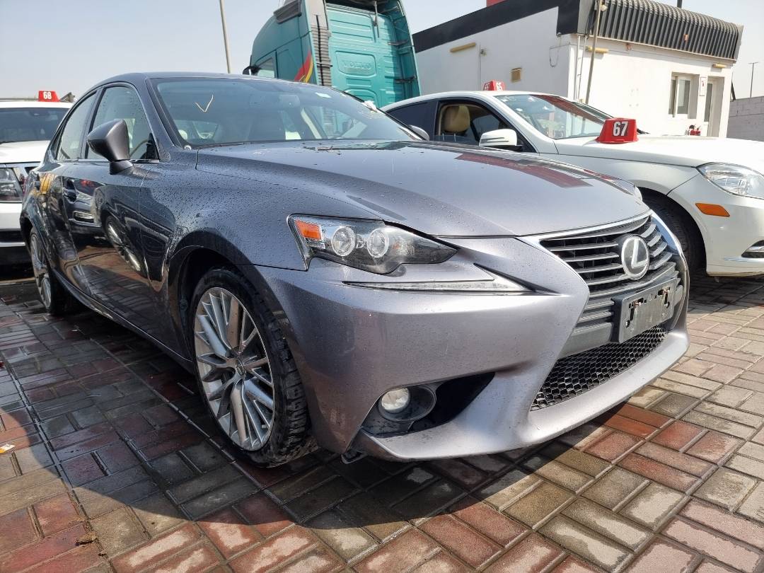 2015 LEXUS IS 250 — 143034 Miles — Lot 5020527 — Ind. 12 - Marhaba Auctions Used Cars - Image 4