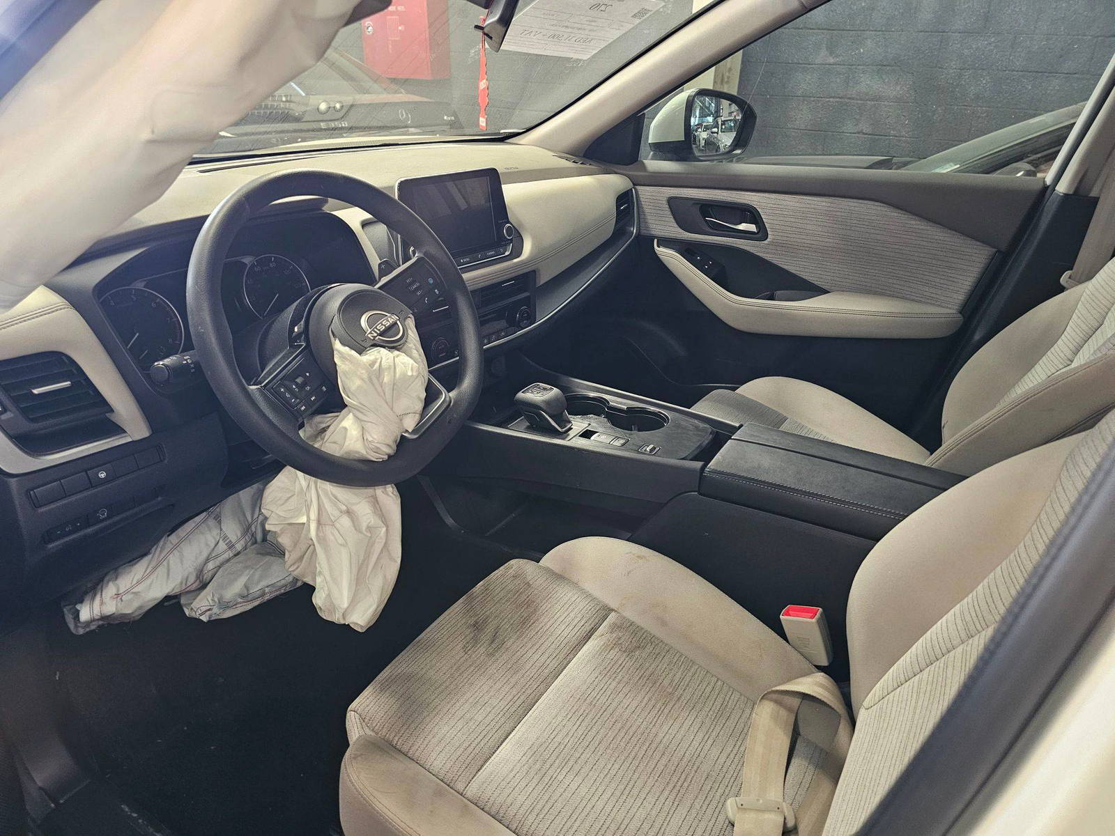 2023 NISSAN ROGUE — 25464 Miles — Lot 43070696 — Souq - Marhaba Auctions Used Cars - Image 8