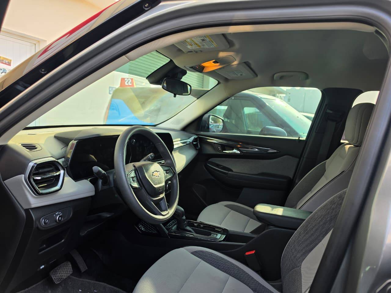 2024 CHEVROLET TRAILBLAZER LT — 19304 KM — Lot B030404 - Marhaba Auctions Used Cars - Image 6