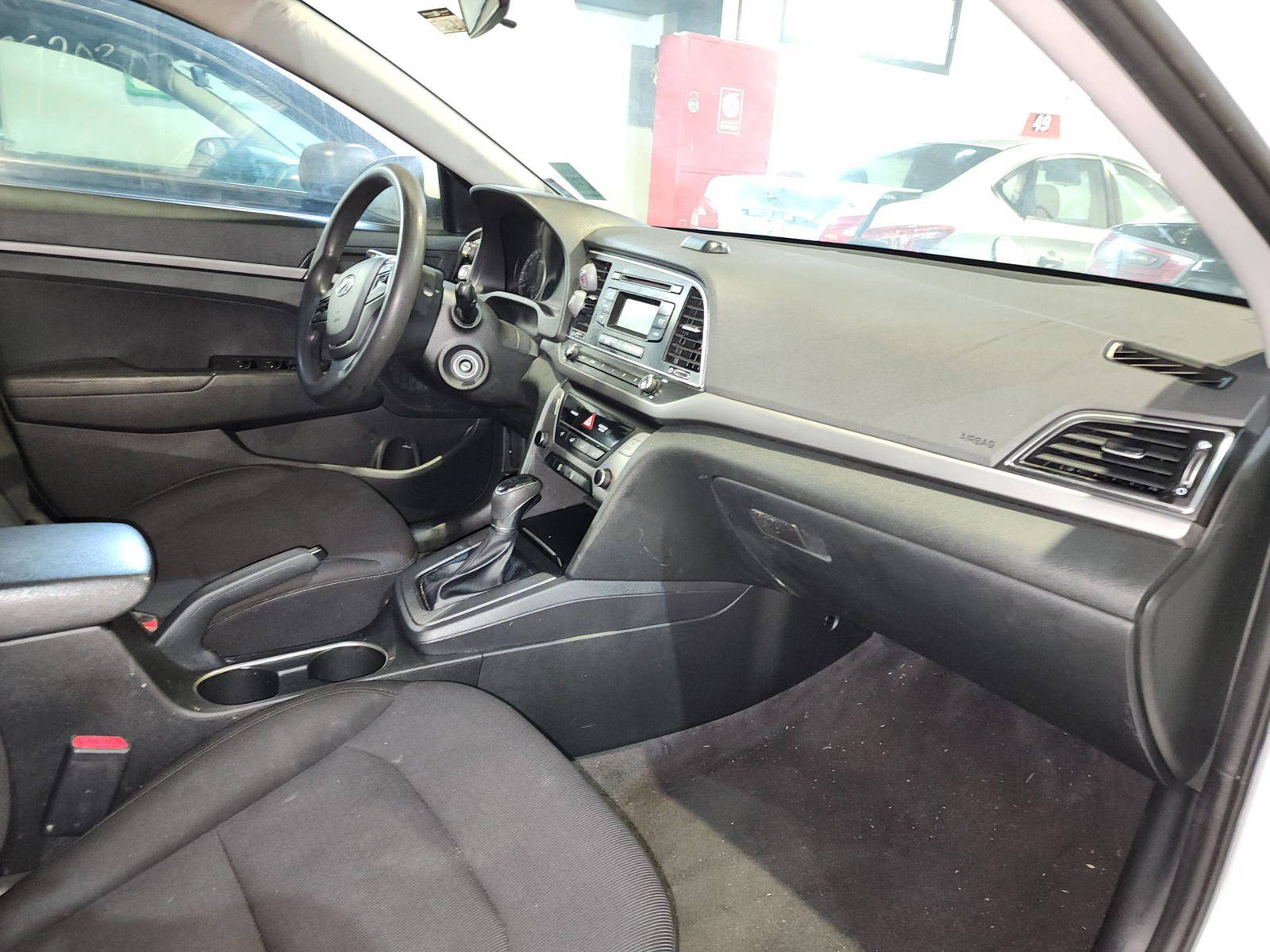 2018 HYUNDAI ELANTRA — 141920 Miles — Lot 4117 — Al Quoz - Marhaba Auctions Used Cars - Image 8