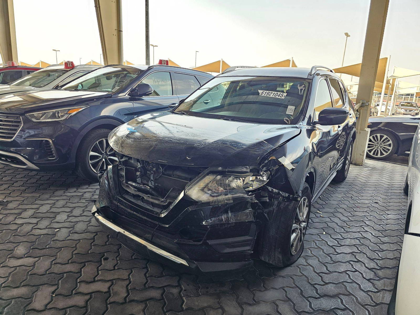 2018 NISSAN ROGUE — 125647 Miles — Lot T0JP546298 — Souq - Marhaba Auctions Used Cars - Image 4