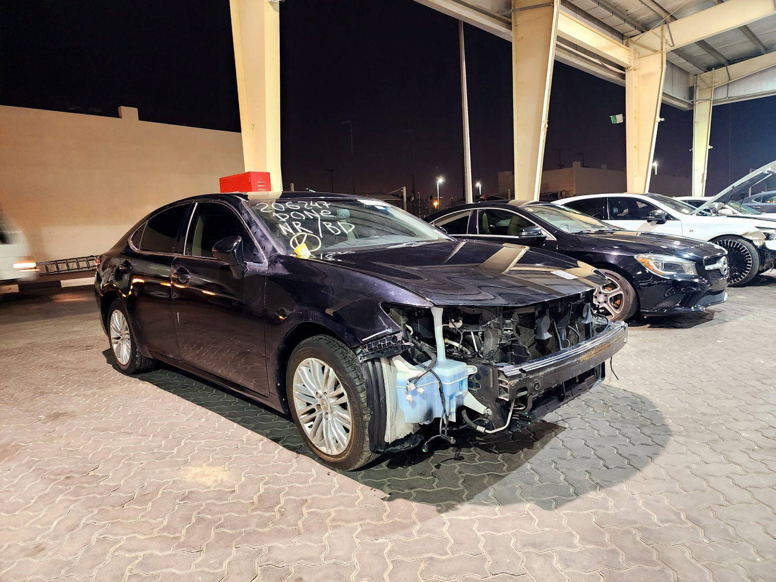 2015 LEXUS ES 350 — 126262 Miles — Lot F2206247 — Main - Marhaba Auctions Used Cars - Image 4