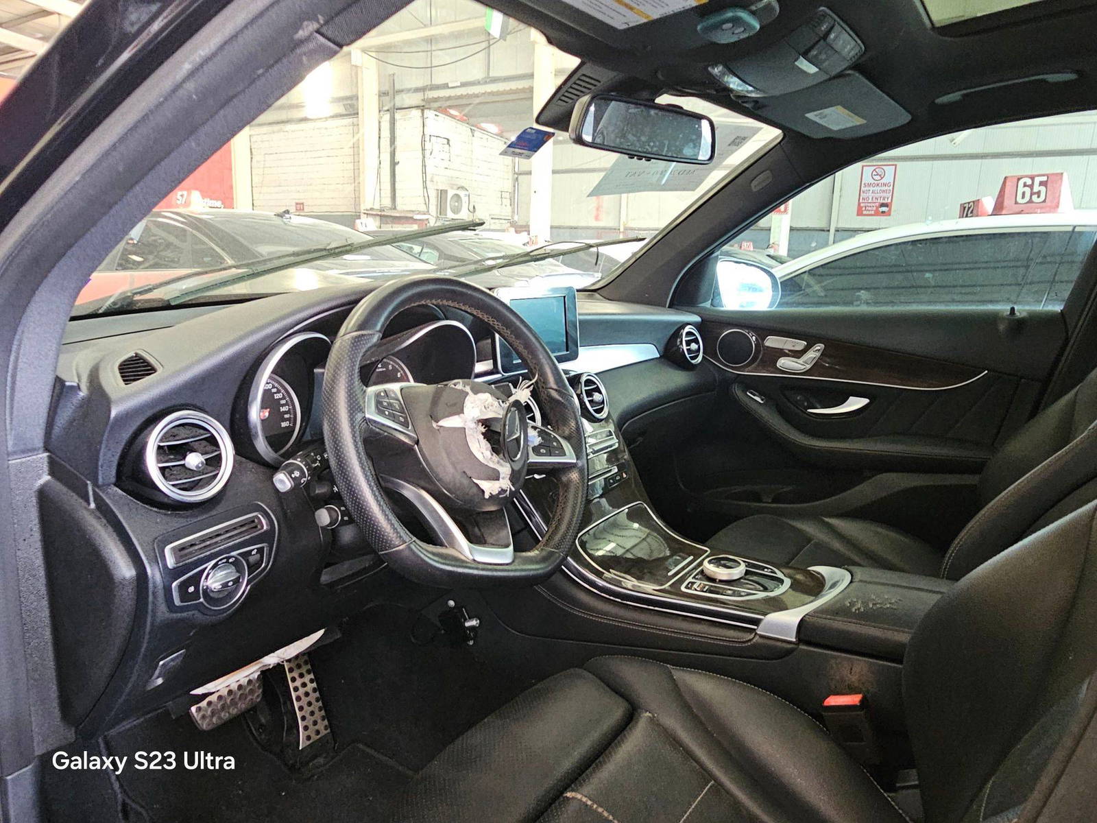 MERCEDES BENZ GLC-300 2019 - Marhaba Auction Used Cars - Image 8