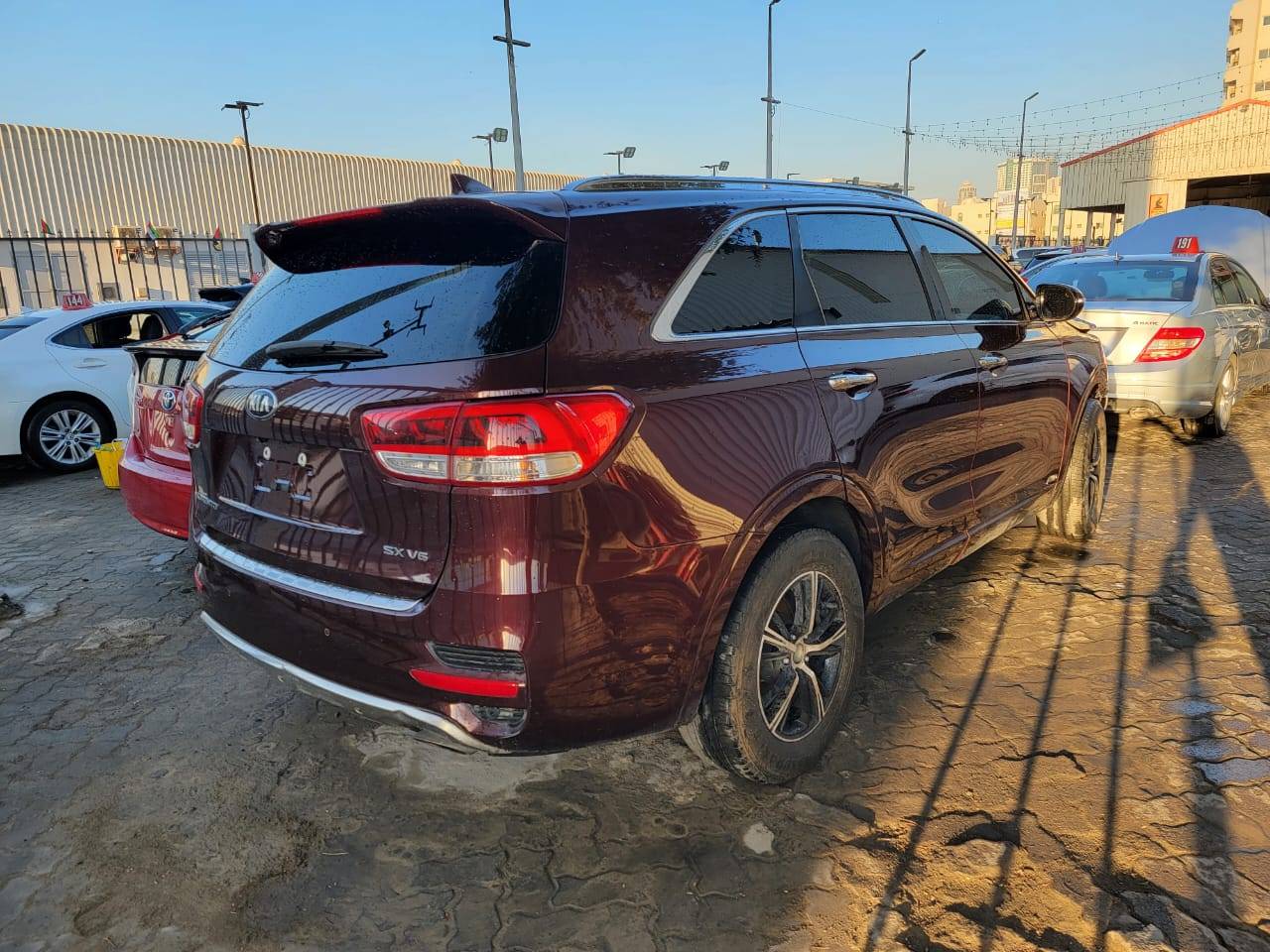 2017 KIA SORENTO — 140844 Miles — Lot G313717 — Souq - Marhaba Auctions Used Cars - Image 3